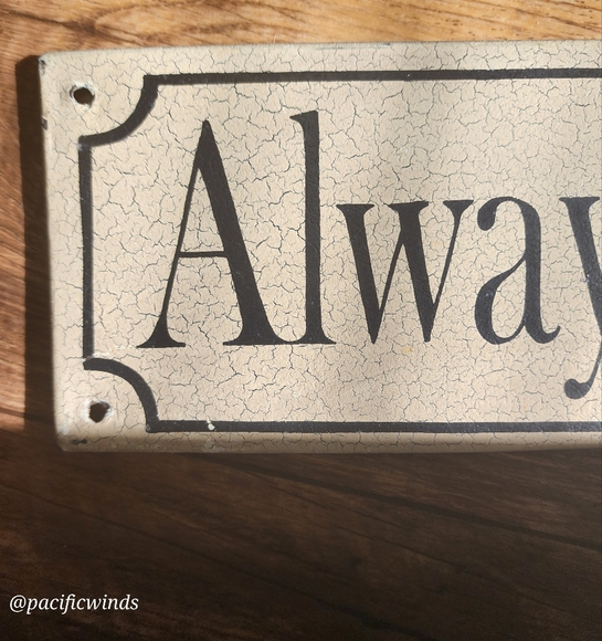 25" x 4" METAL SIGN - Picture 2 of 5